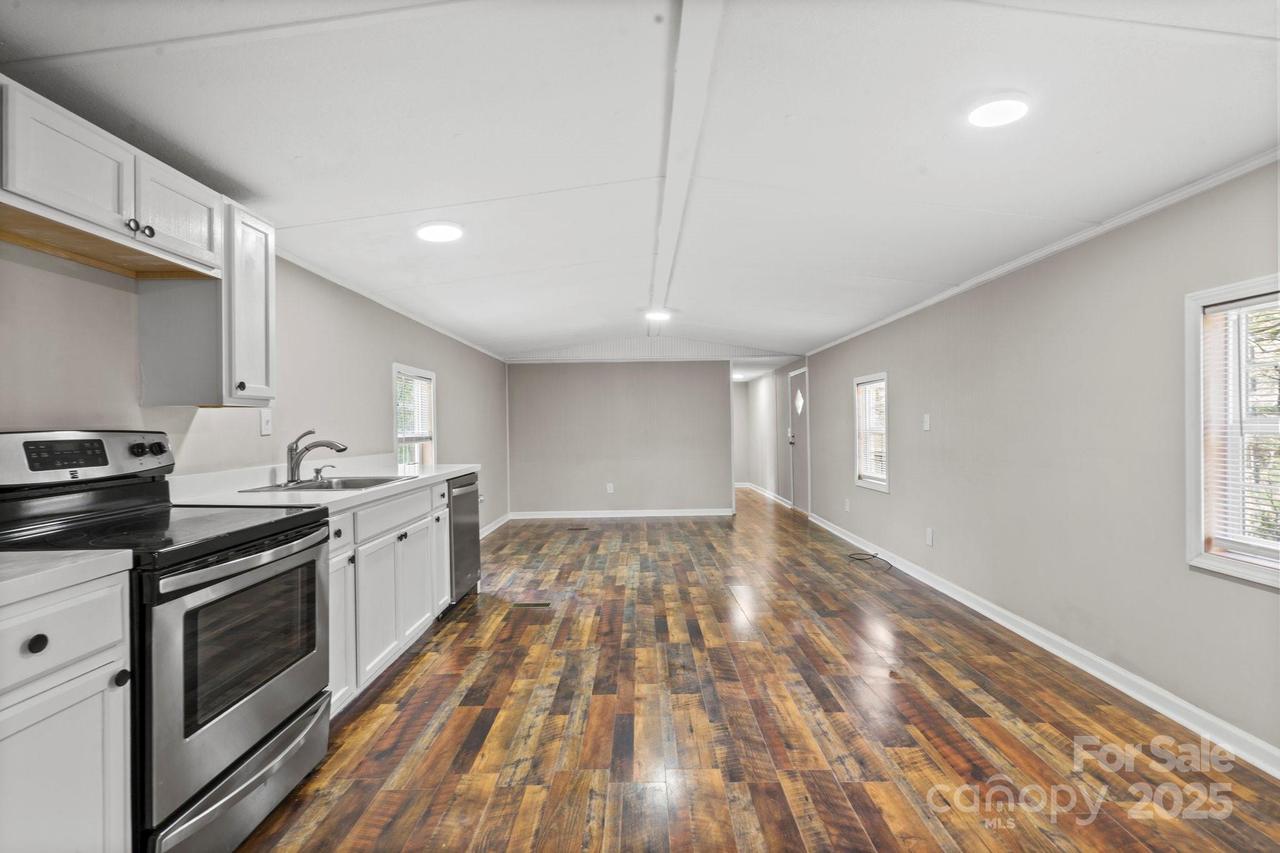 170 Dusty Loop Dr., Mount Gilead, NC 27306