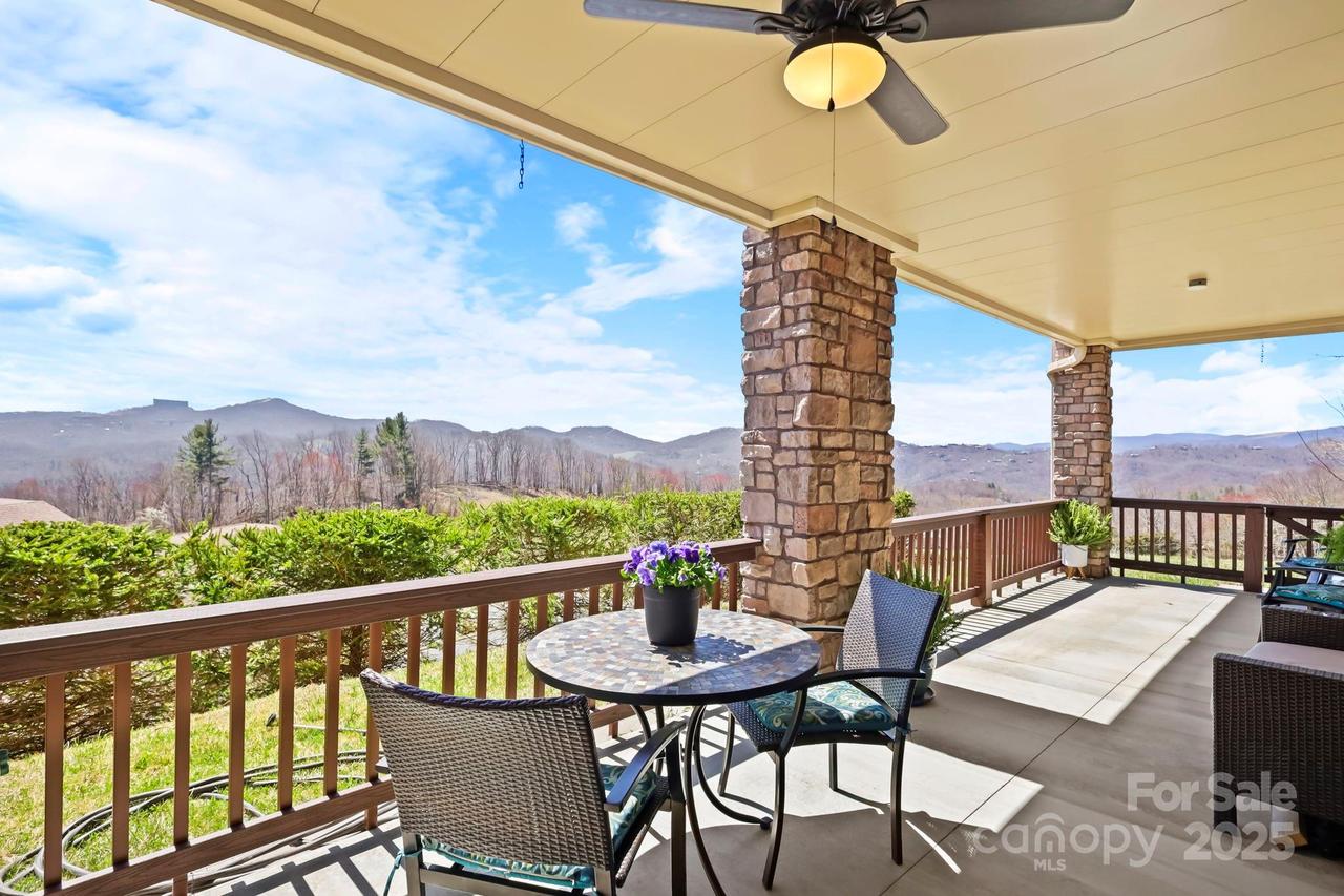 520 Penny Ln. #1B, Banner Elk, NC 28604