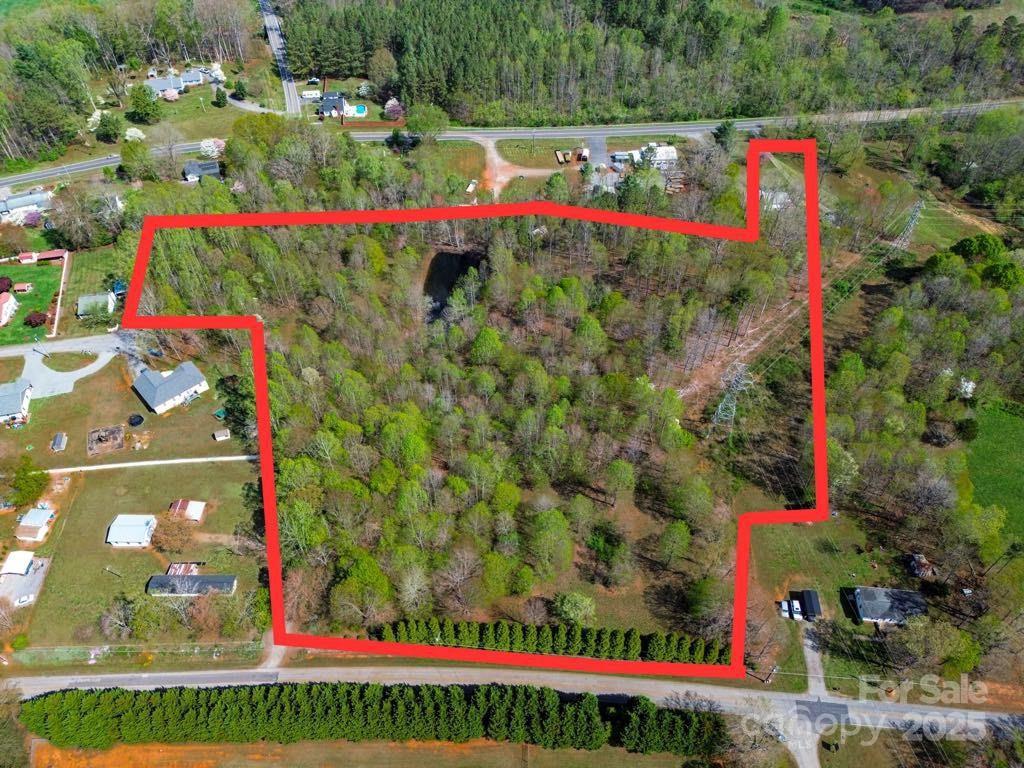 1636 Fred Hinshaw Rd., Yadkinville, NC 27055