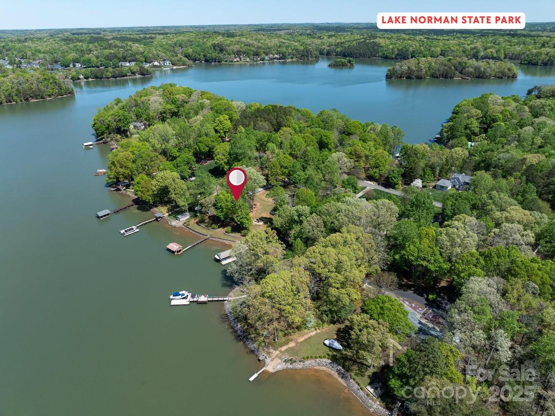 1395 Roundstone Rd., Sherrills Ford, NC 28673