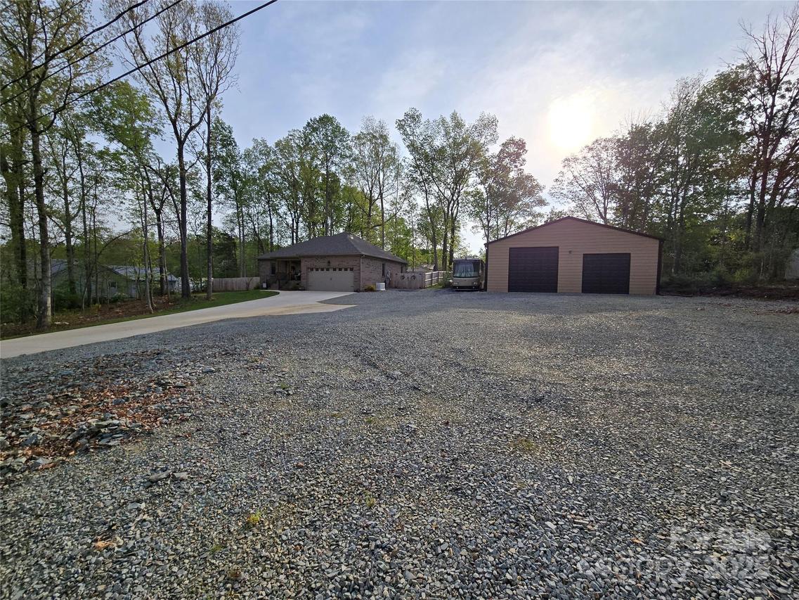 482 Old Camp Rd., Denton, NC 27239