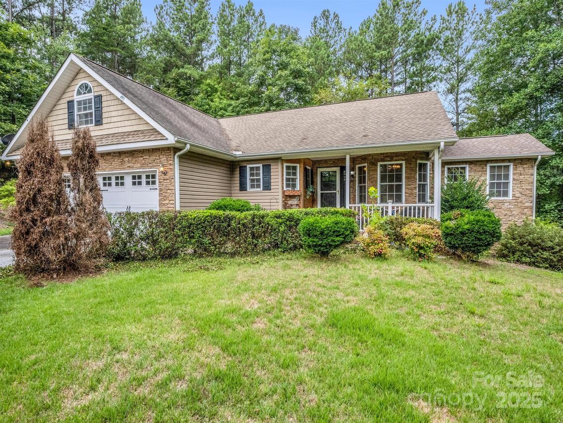 940 Hugh Champion Rd., Tryon, NC 28782