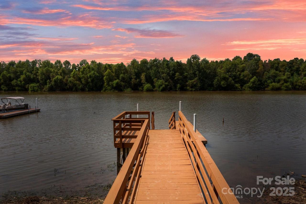 1346 Riverview Blvd., Lexington, NC 27292