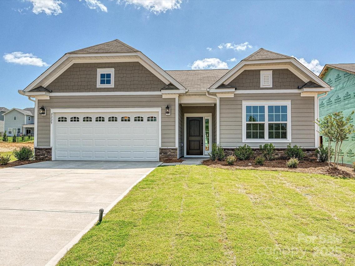 2229 Camber Dr. #CWO0100, Gastonia, NC 28054