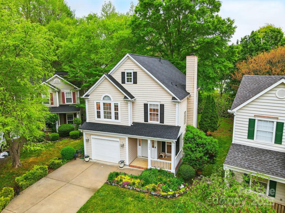 9209 Rotherham Ln., Charlotte, NC 28216