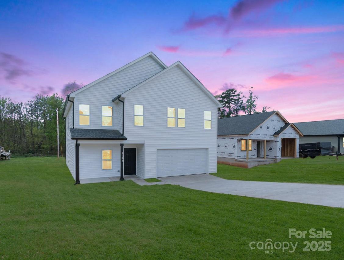 1041 Secor St., Statesville, NC 28677