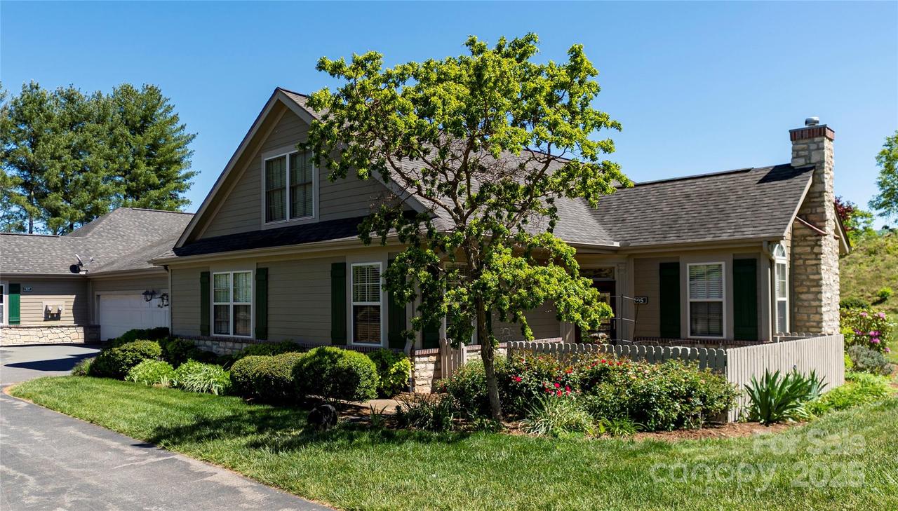 95 Outlook Cir. #03, Swannanoa, NC 28778