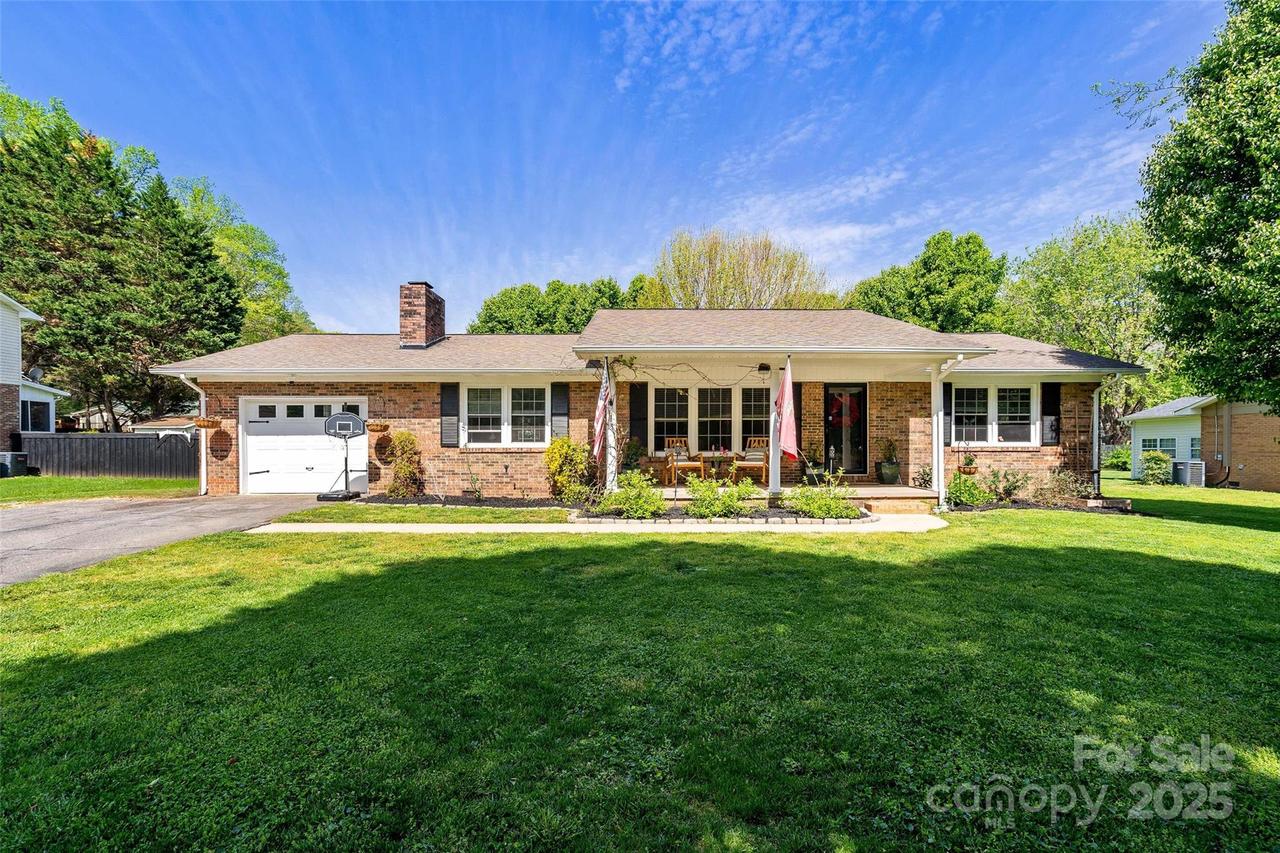 108 W Carson St. #10, Old Fort, NC 28762