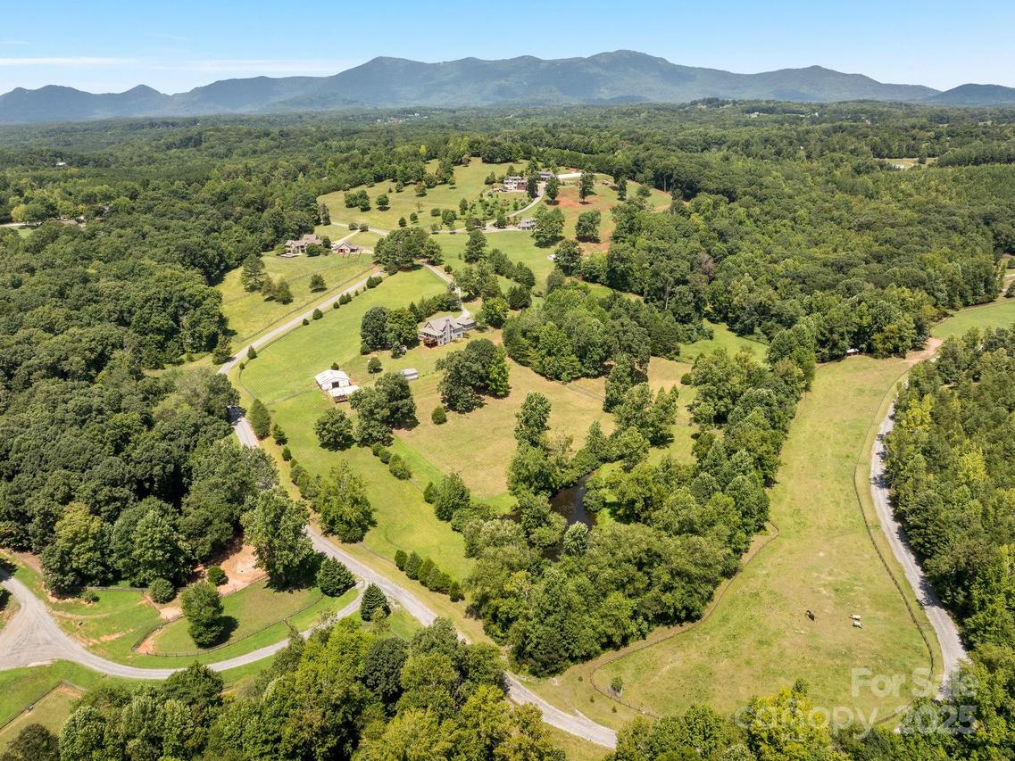 205 Arlys Ln., Tryon, NC 28782