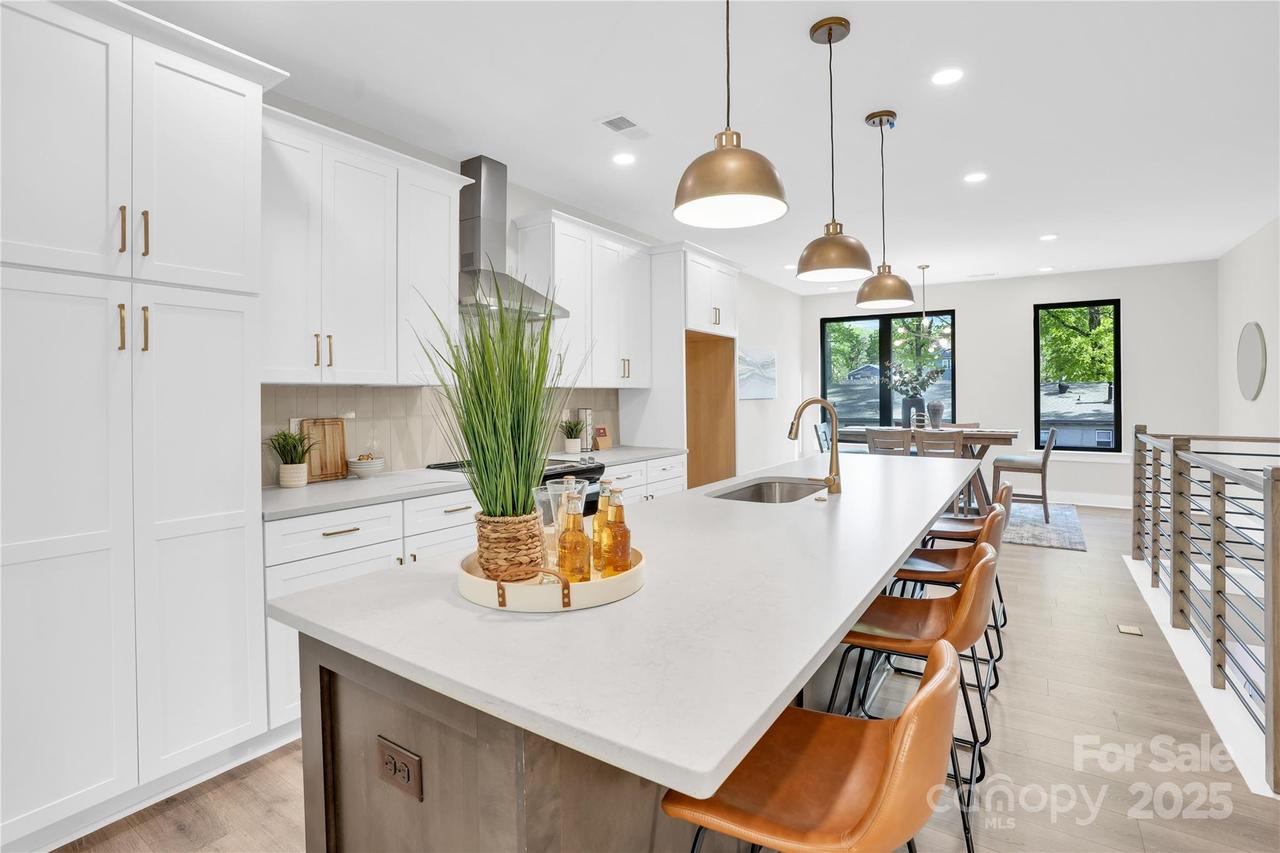 3449 Byrnes St., Charlotte, NC 28205