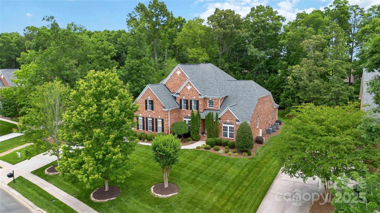 7302 Yellowhorn Tr., Waxhaw, NC 28173