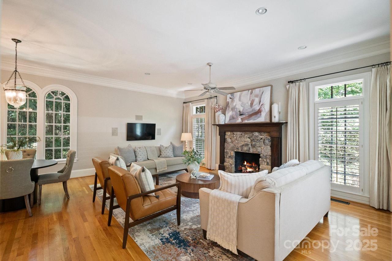 3819 Gleneagles Rd., Charlotte, NC 28210