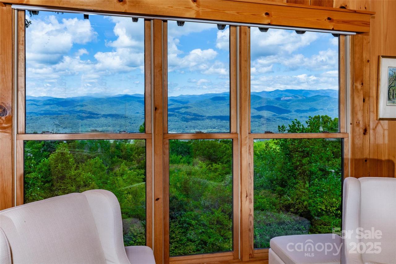 1692 Becky Mountain Rd., Brevard, NC 28712