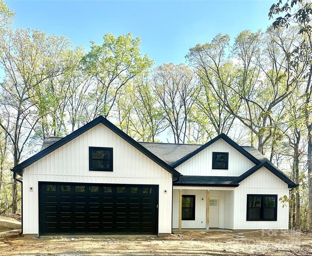 210 Carolina Dr. #1000(&999), Troy, NC 27371