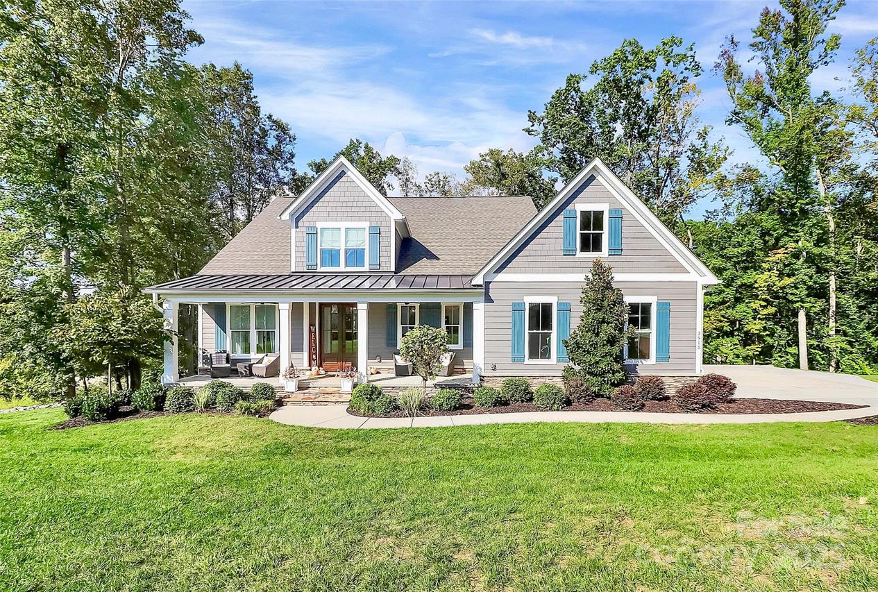 3915 Chevlot Hills Rd., Sherrills Ford, NC 28673