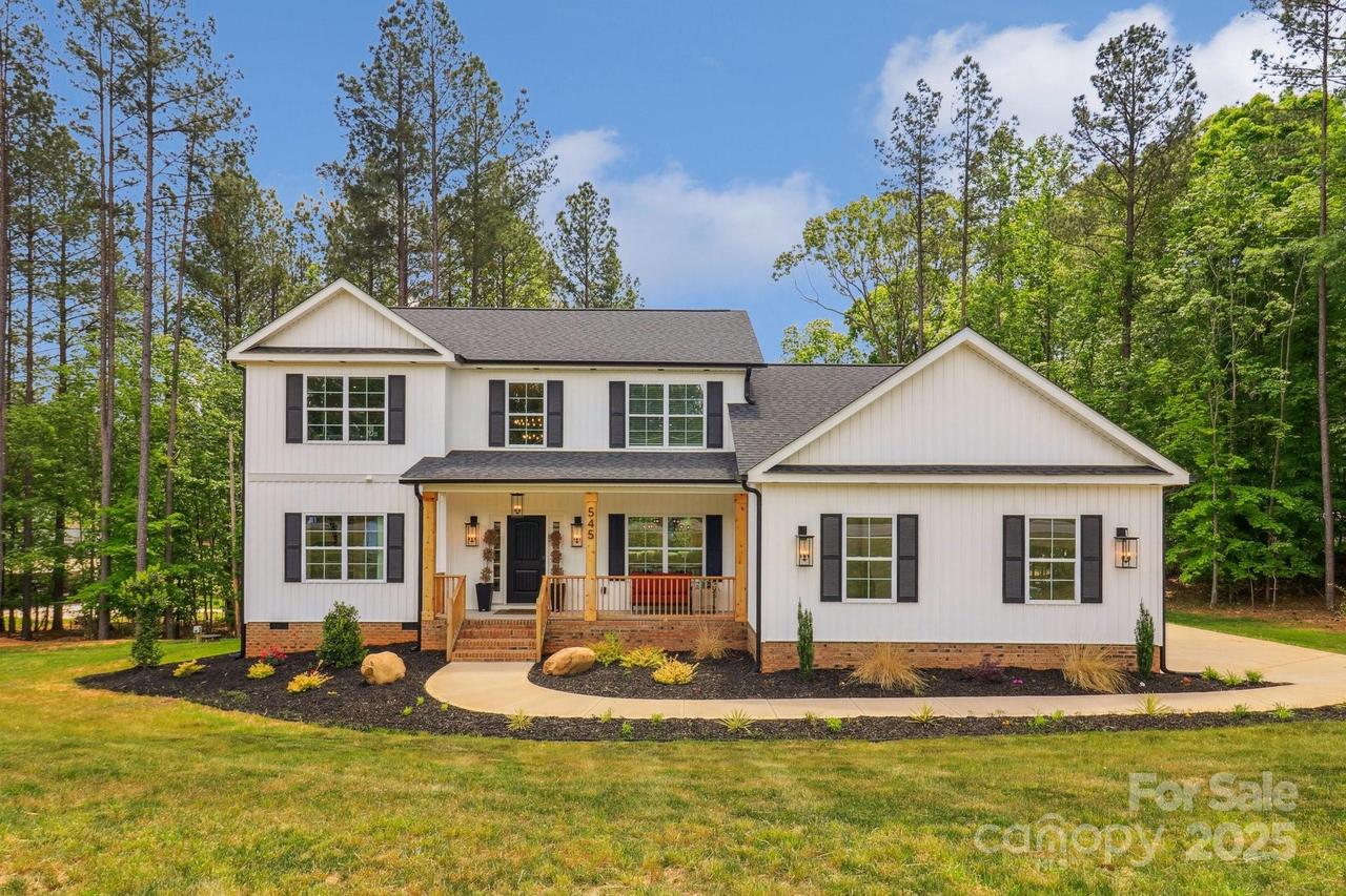 545 Morrison Farm Rd., Troutman, NC 28166
