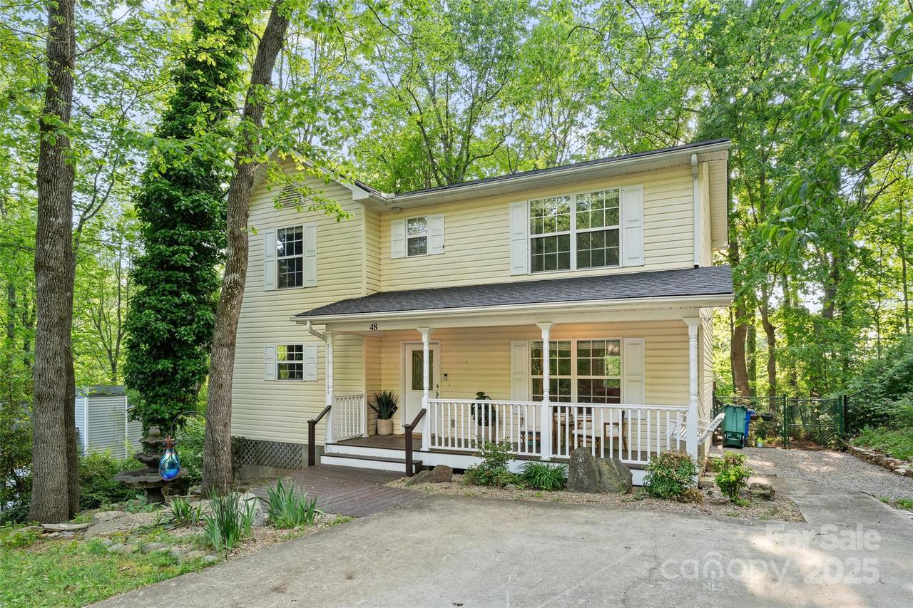 48 Mountain Site Ln., Asheville, NC 28803