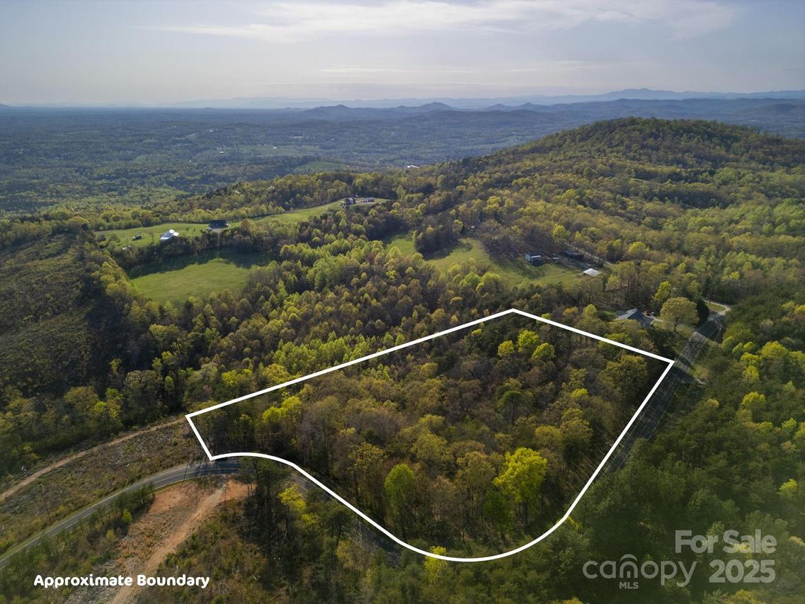 Barrett Ridge Ln., Taylorsville, NC 28681