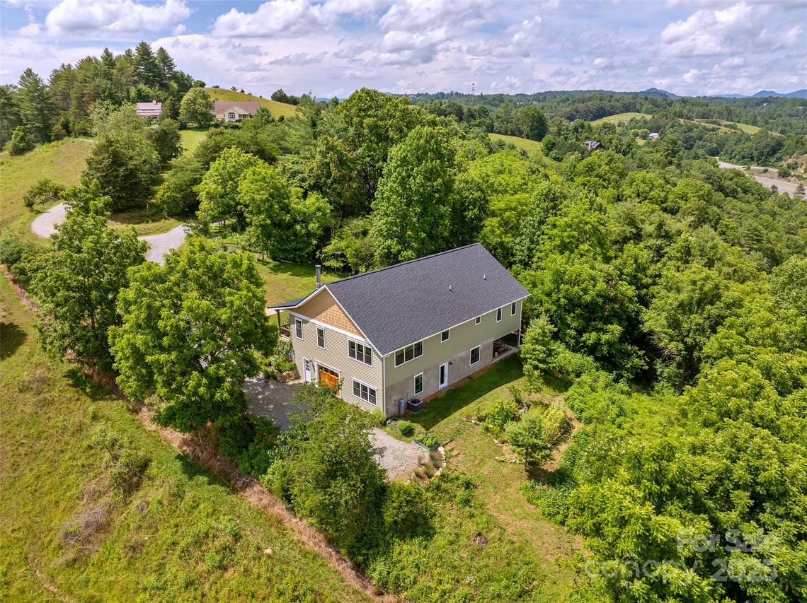 901 Boulder Rd., Marshall, NC 28753