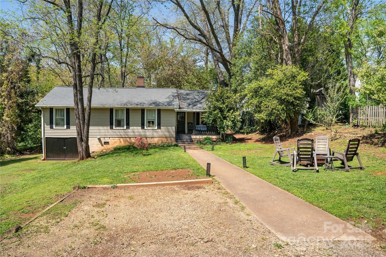 459 N Washington St., Rutherfordton, NC 28139
