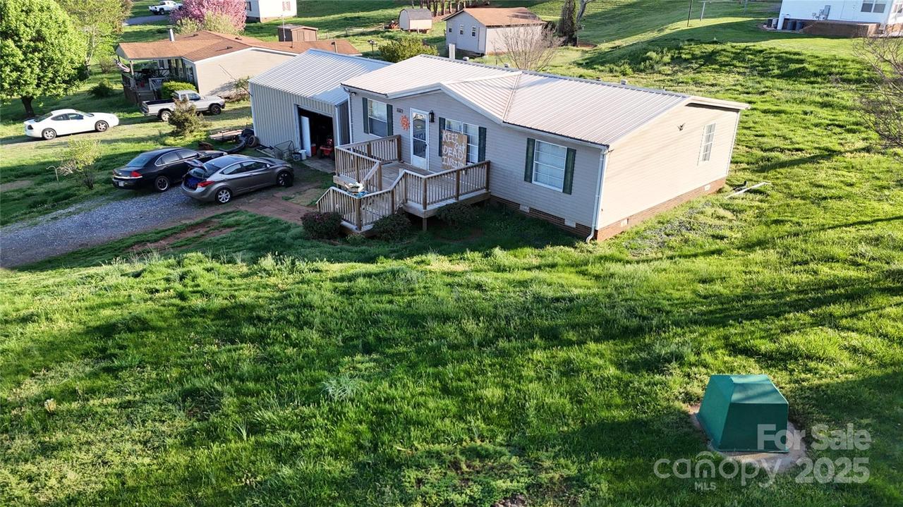 3379 Appletree Ct., Vale, NC 28168