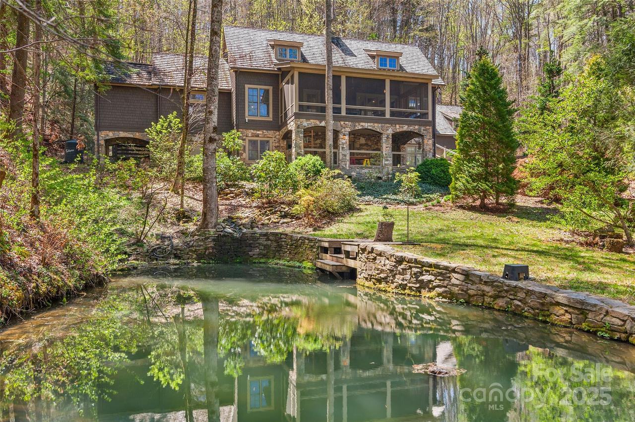 2323 Barkers Creek Rd., Whittier, NC 28789