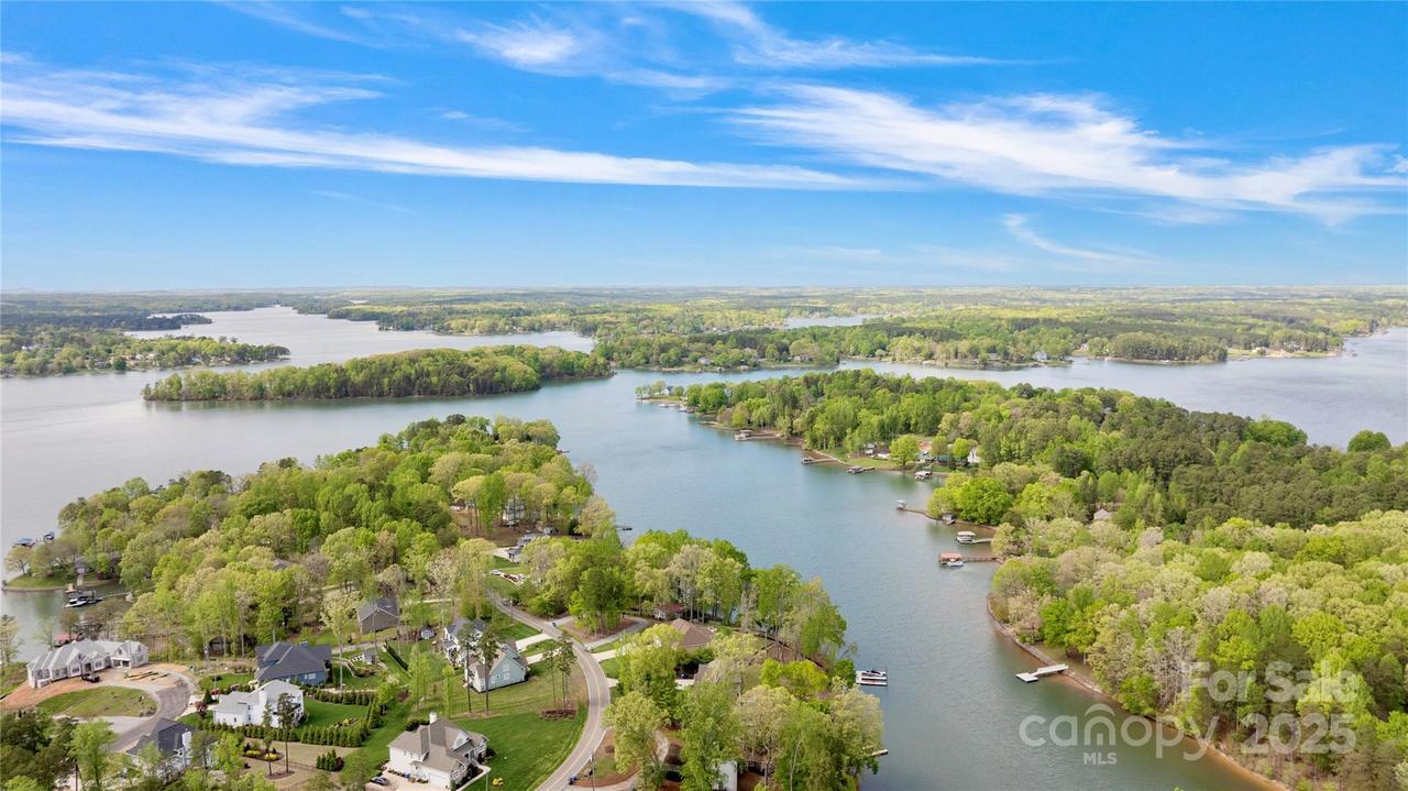 143 Ross Rd., Mooresville, NC 28117