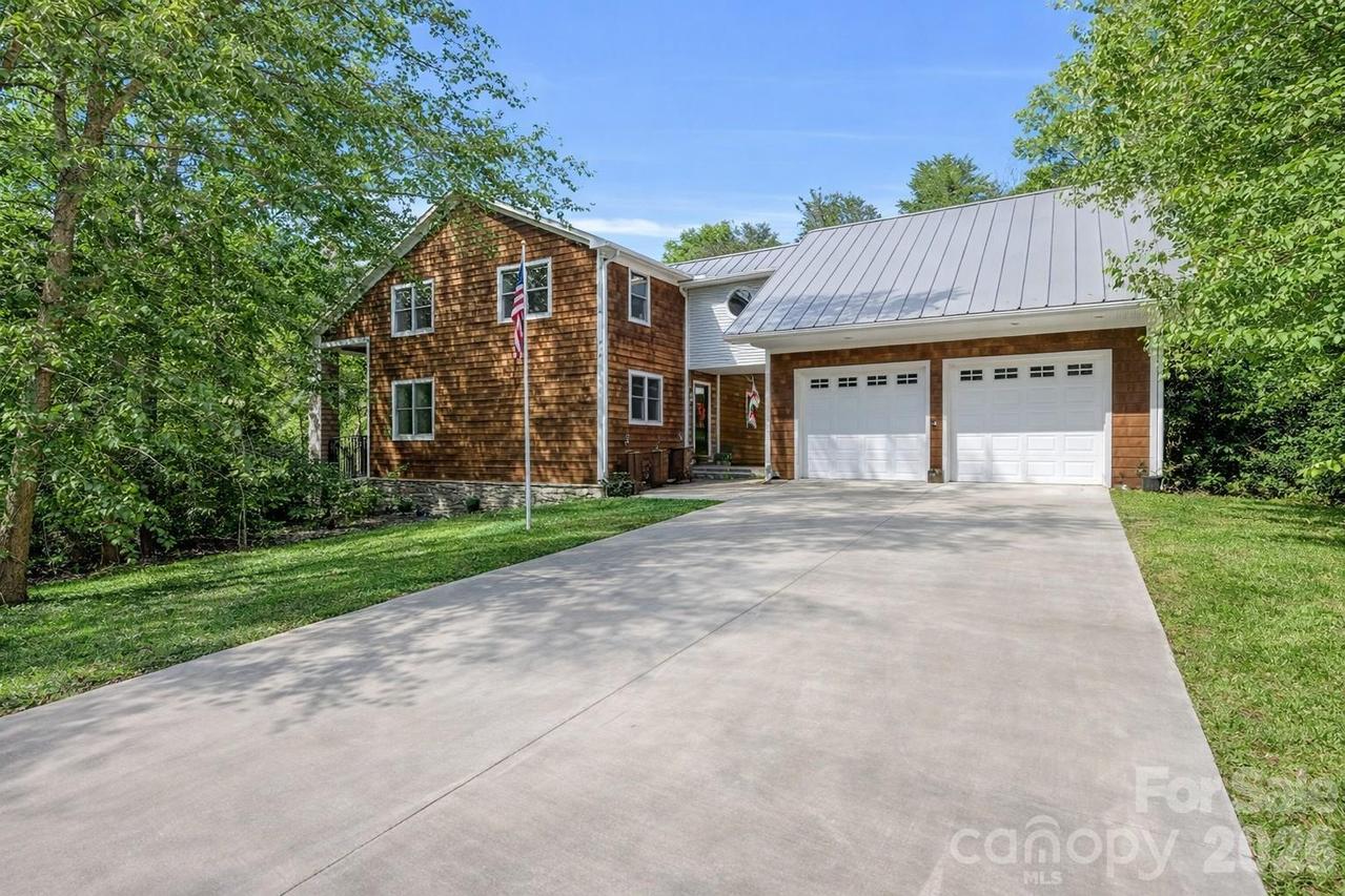 167 Trails End, Lake Lure, NC 28746
