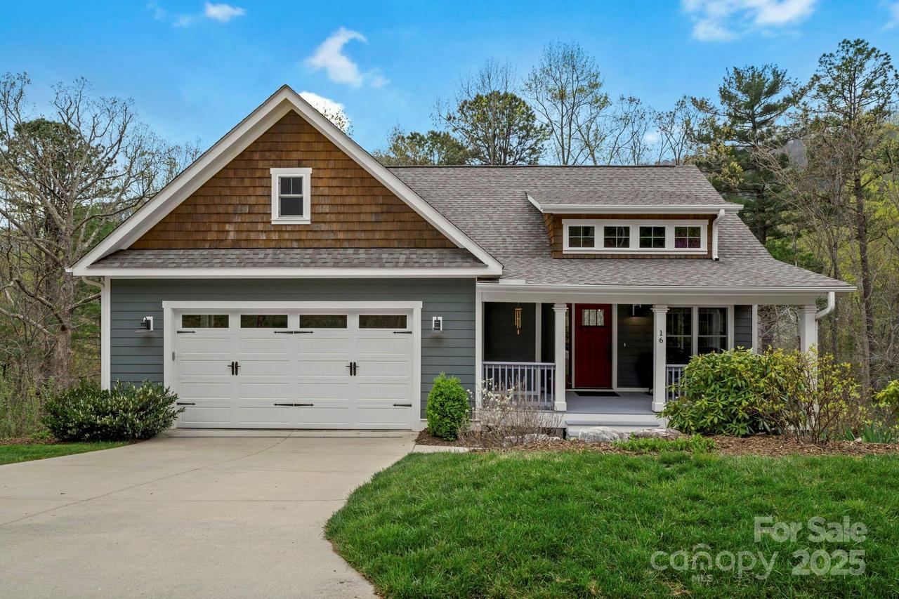 16 Sugarland Ridge Tr., Fairview, NC 28730