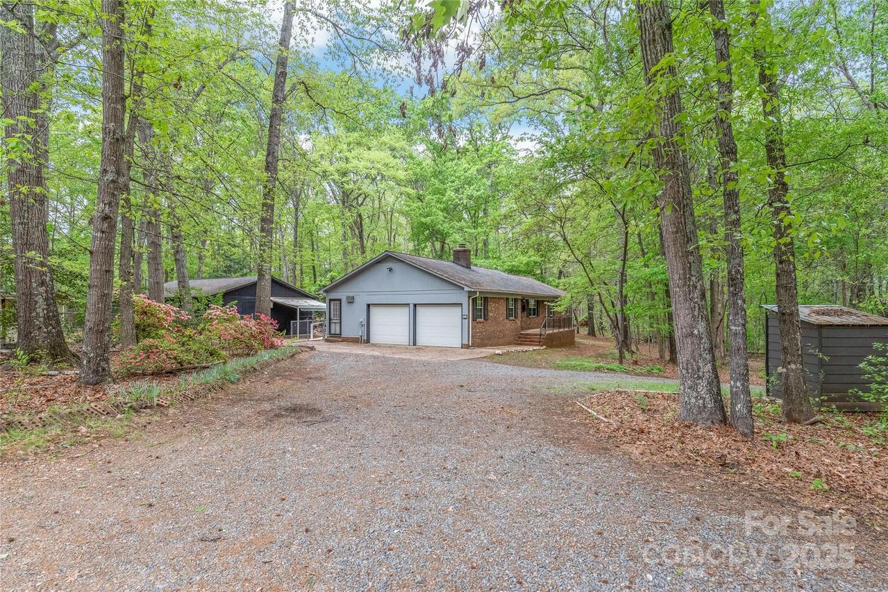 111 Pine Grove Church Rd., Concord, NC 28025