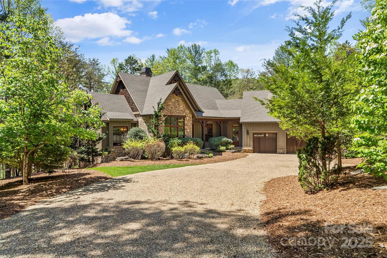 92 Gobblers Neck Dr., Nebo, NC 28761