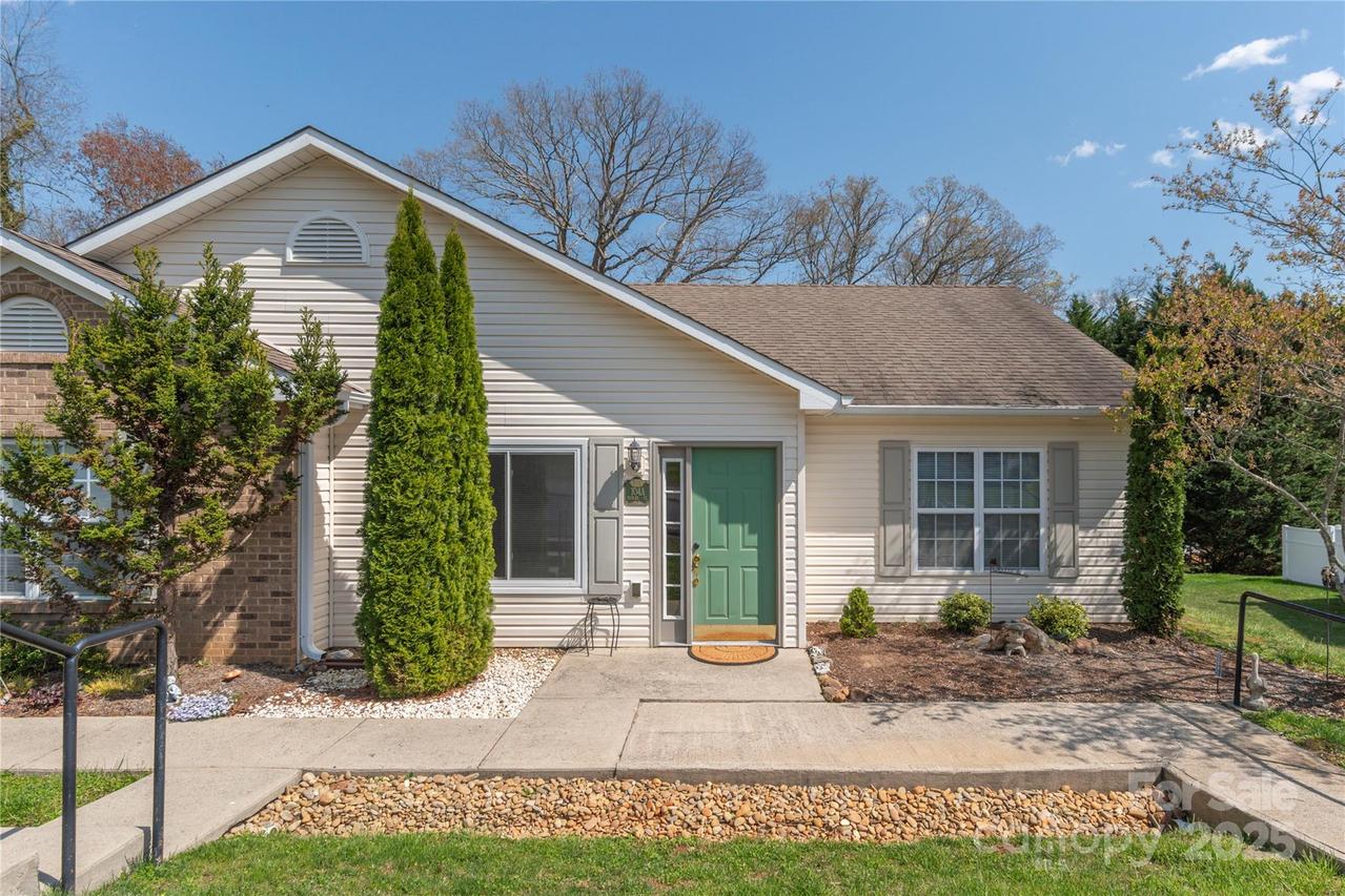 104 Kerlee St. #A, Black Mountain, NC 28711