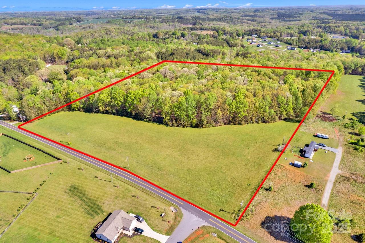 0000 Lineberger Rd., Sherrills Ford, NC 28673