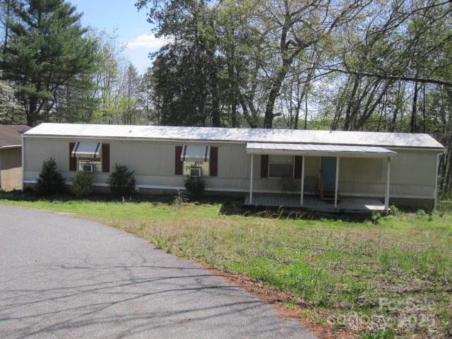 3659 Beachwood Ct., Hudson, NC 28638