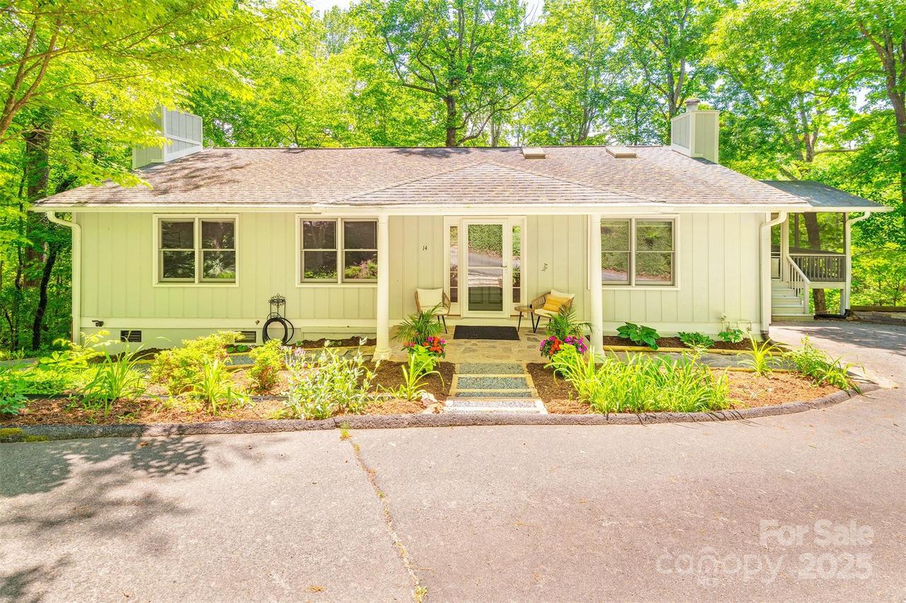 14 Parkview Dr., Asheville, NC 28805