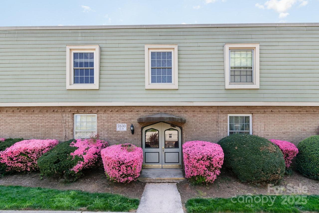 2630 Park Rd. #H, Charlotte, NC 28209