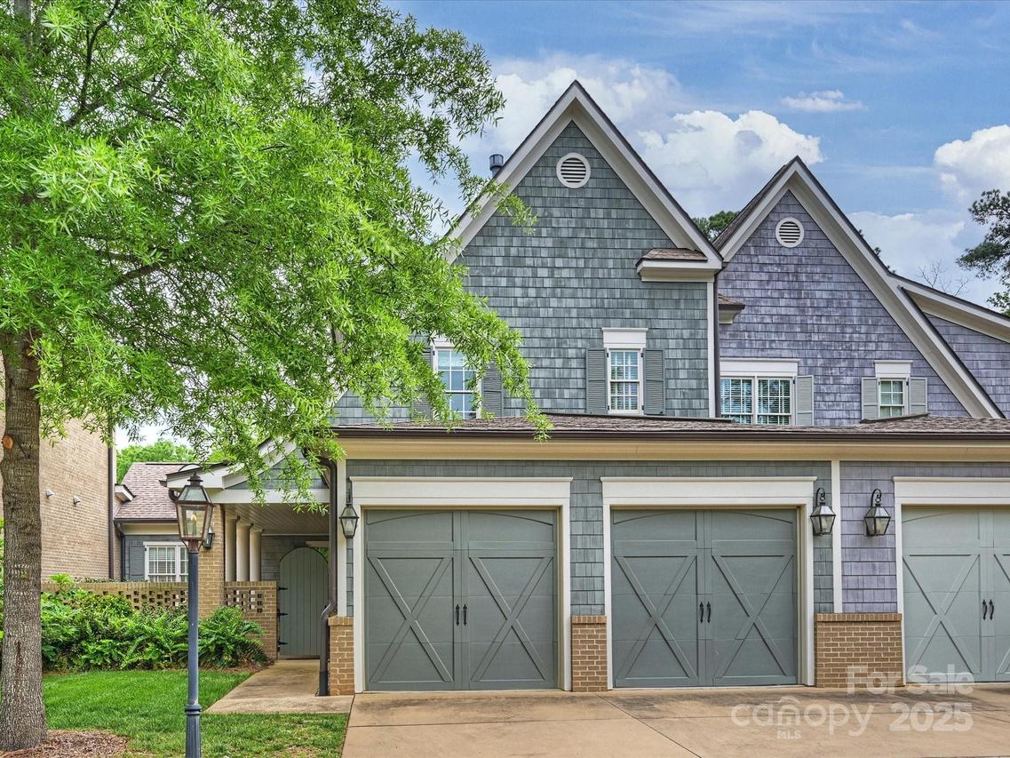 2616 Colton Dr., Charlotte, NC 28211