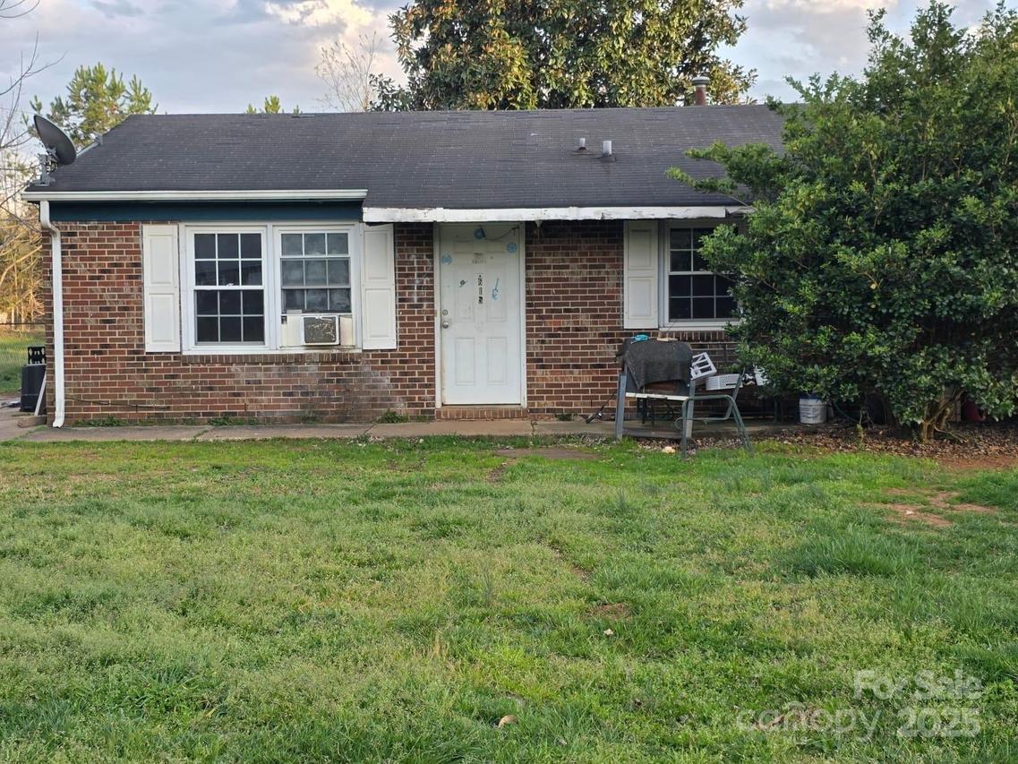 615 Milan Rd., Charlotte, NC 28216