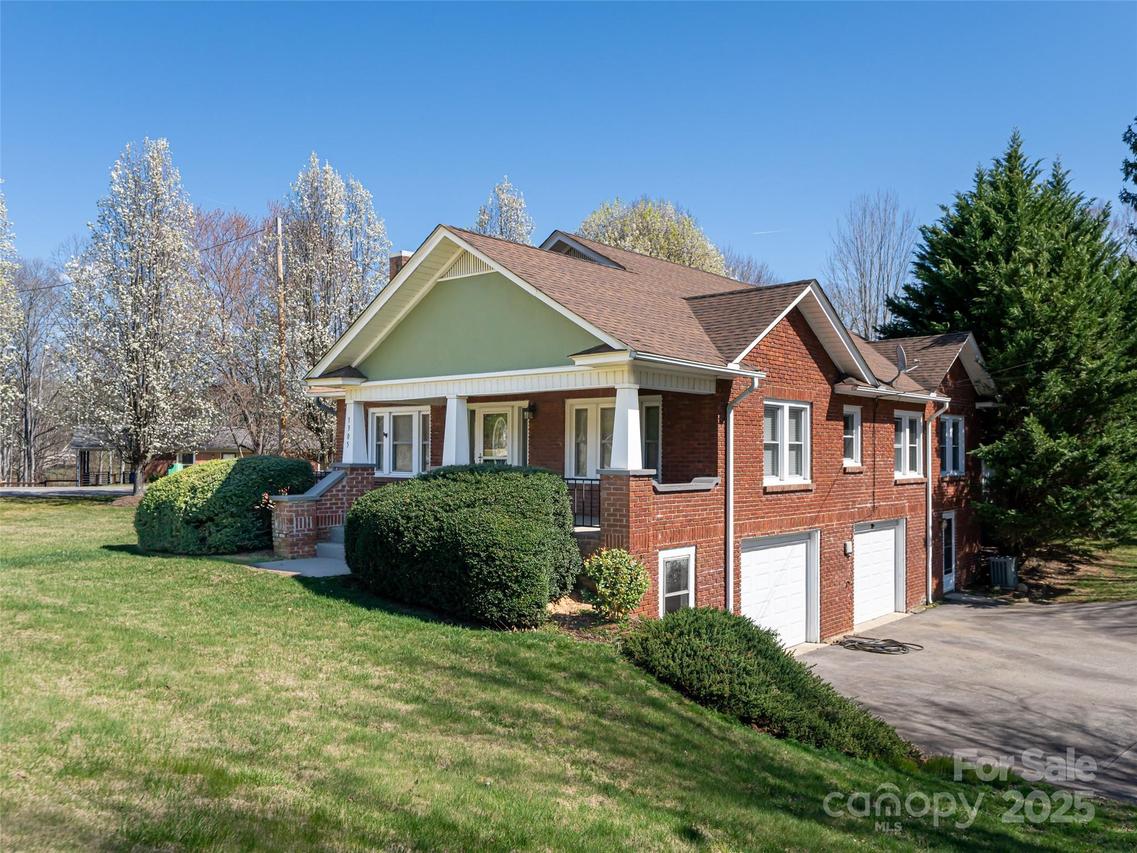 1305 Pisgah Hwy., Candler, NC 28715