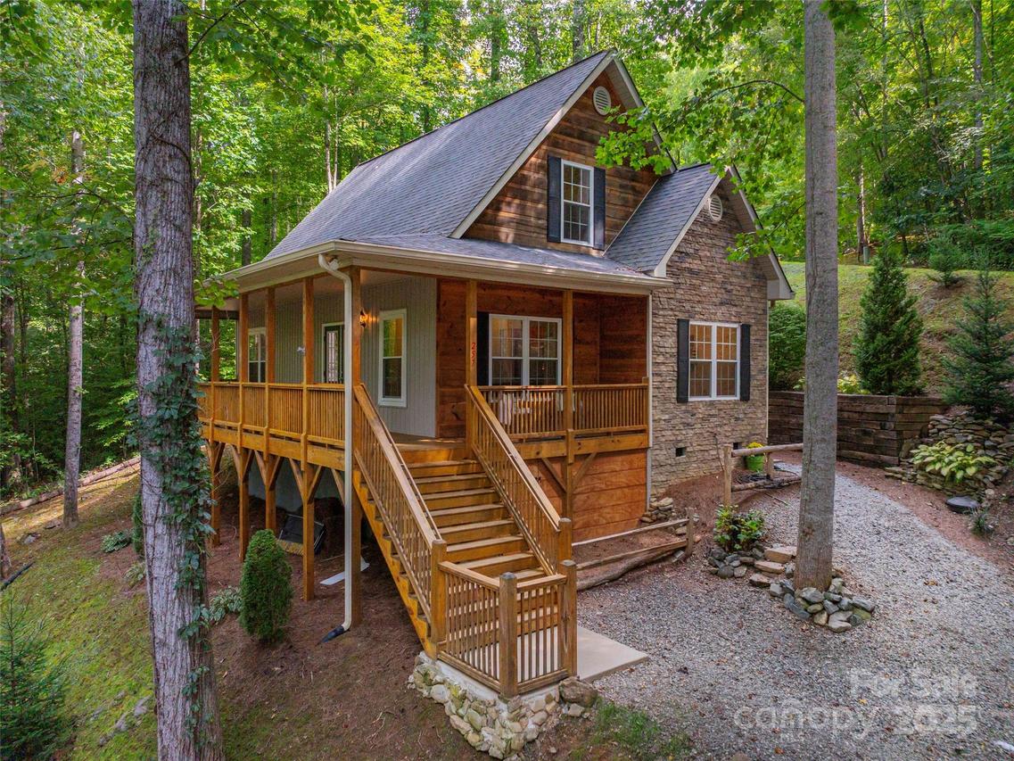 257 Katua Tr., Maggie Valley, NC 28751