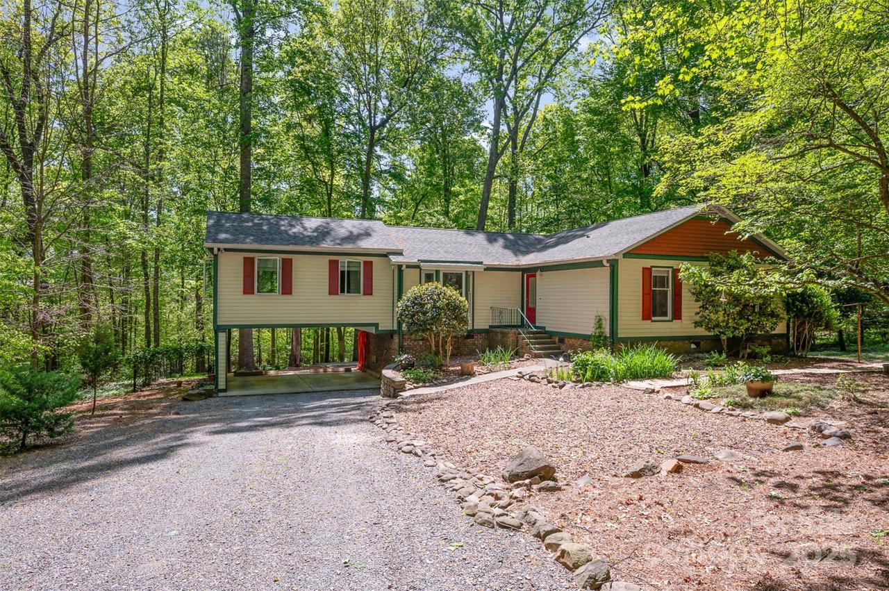7230 Ridge Lane Rd., Charlotte, NC 28262