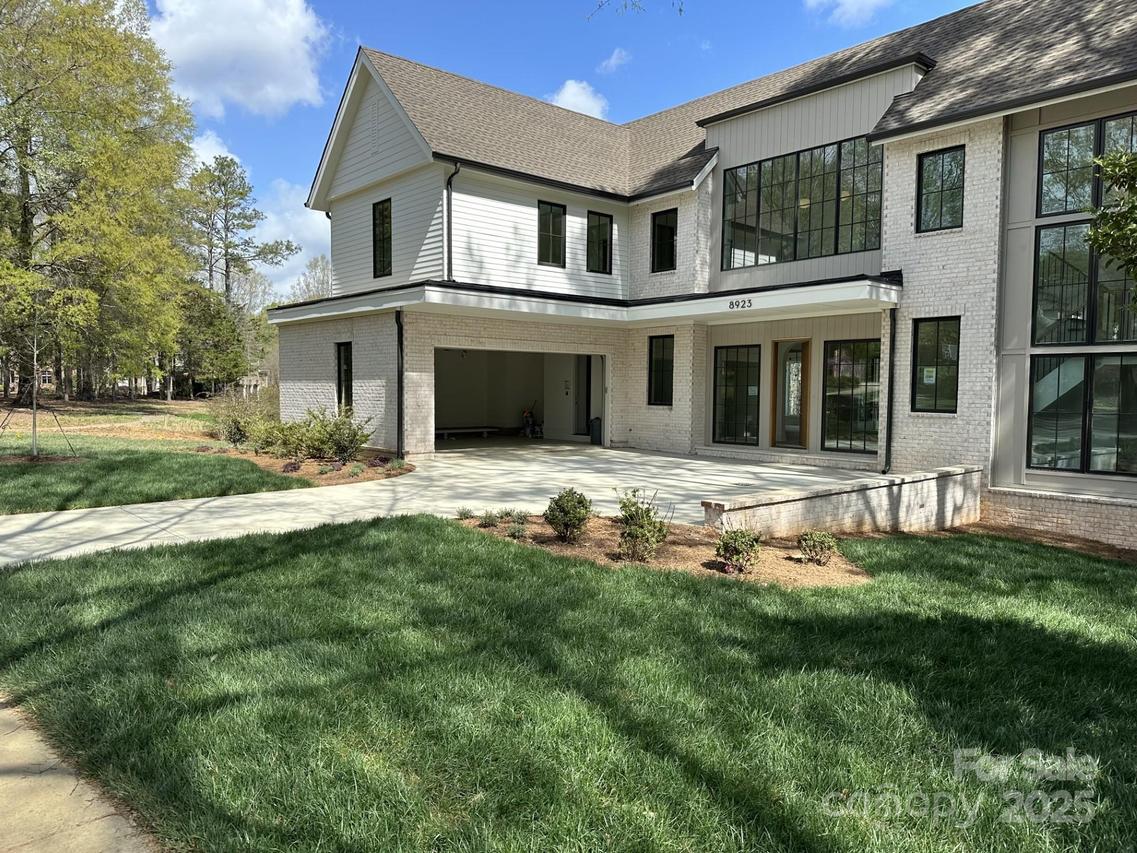 8923 Summer Club Rd., Charlotte, NC 28277