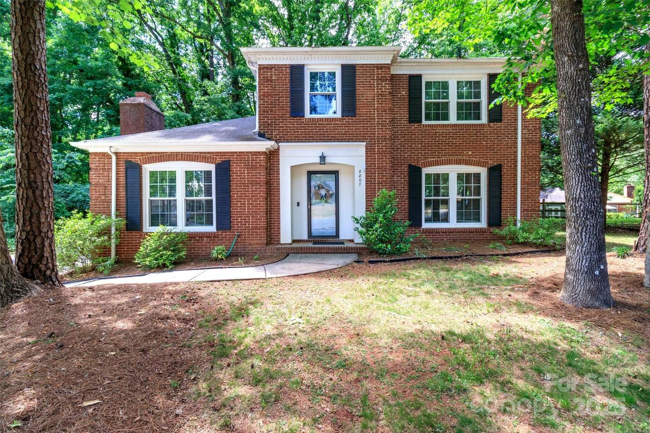 8807 Tree Haven Dr., Charlotte, NC 28270