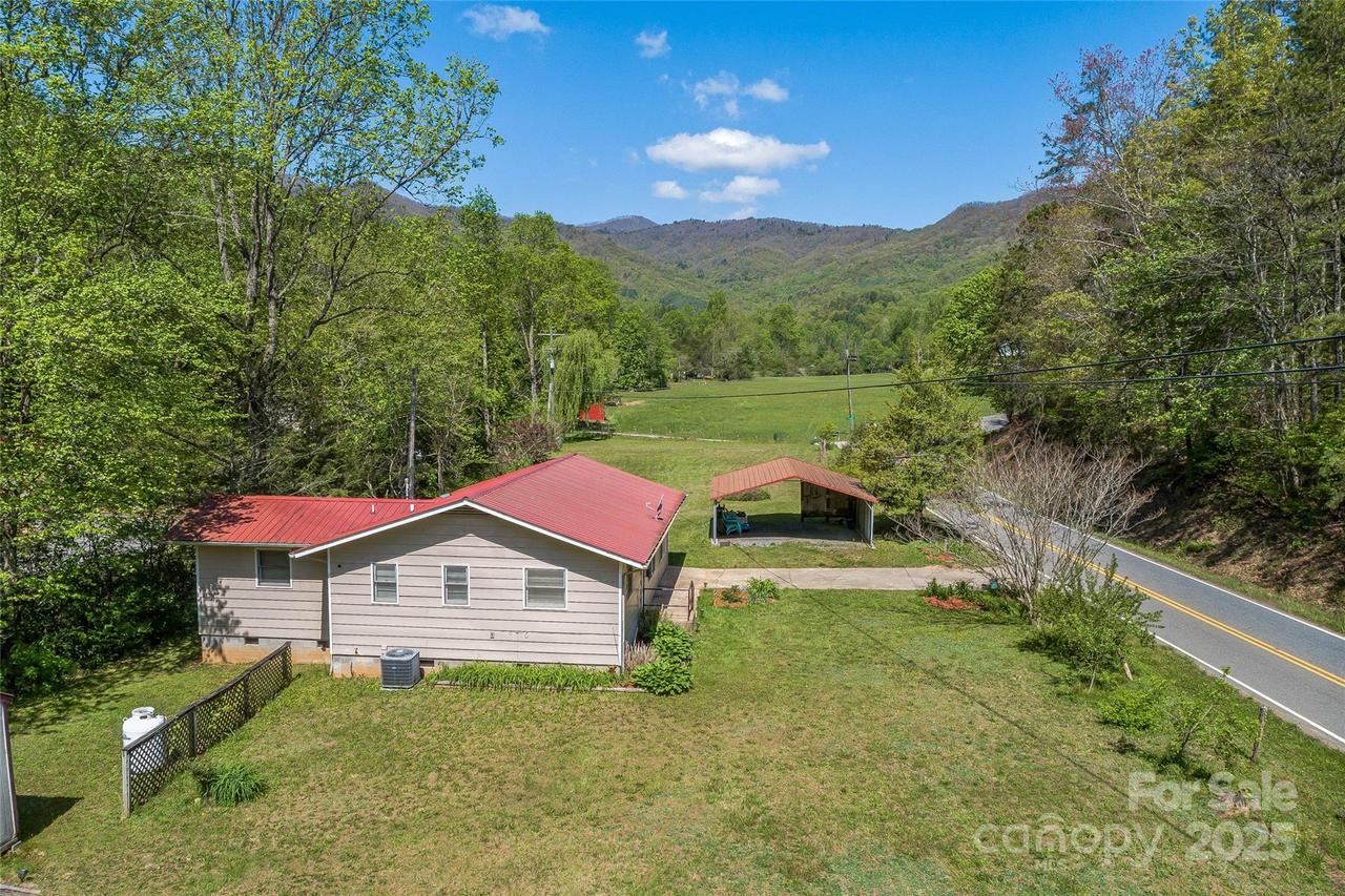 1775 Greens Creek Rd., Sylva, NC 28779