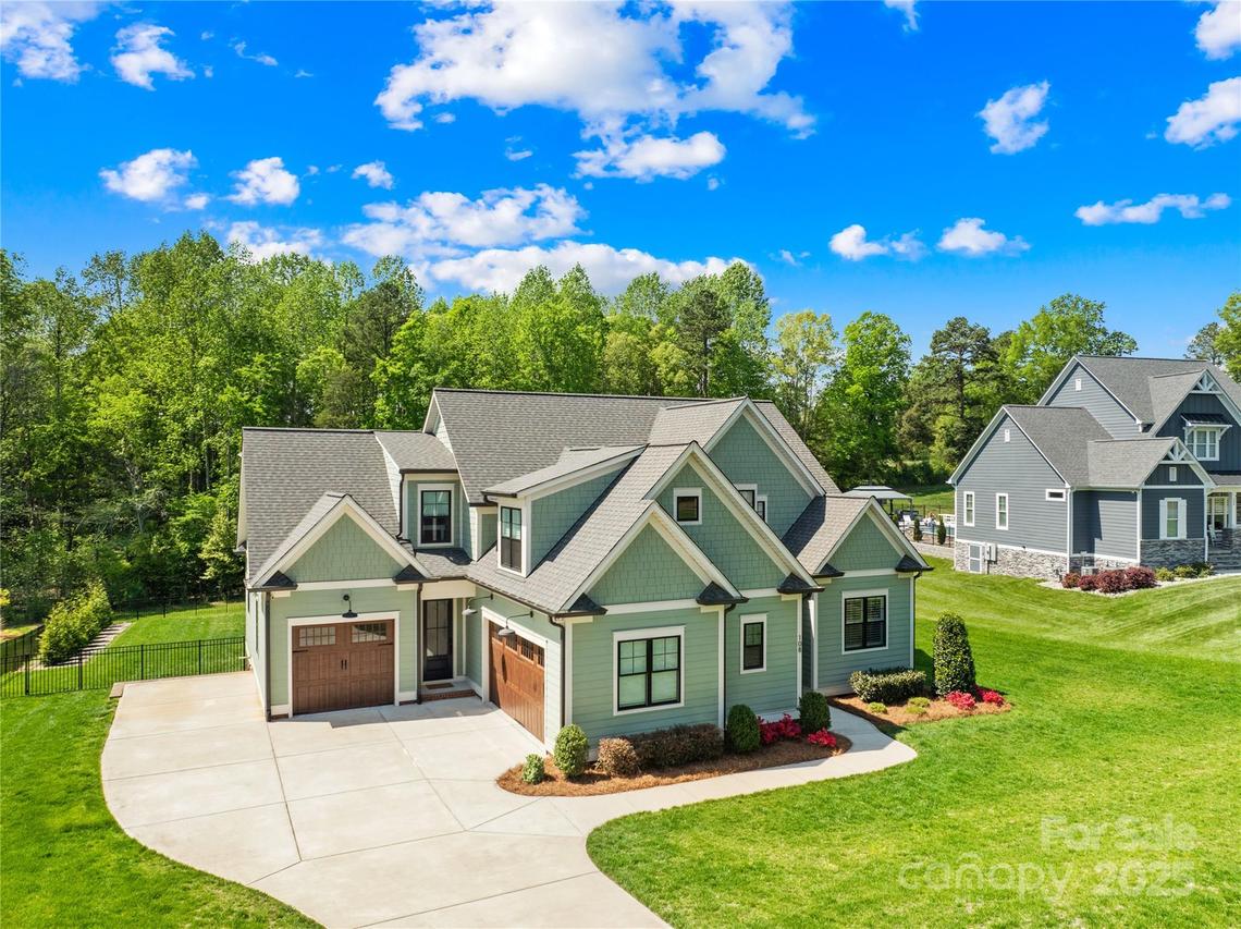 108 Castleview Ln., Mooresville, NC 28115