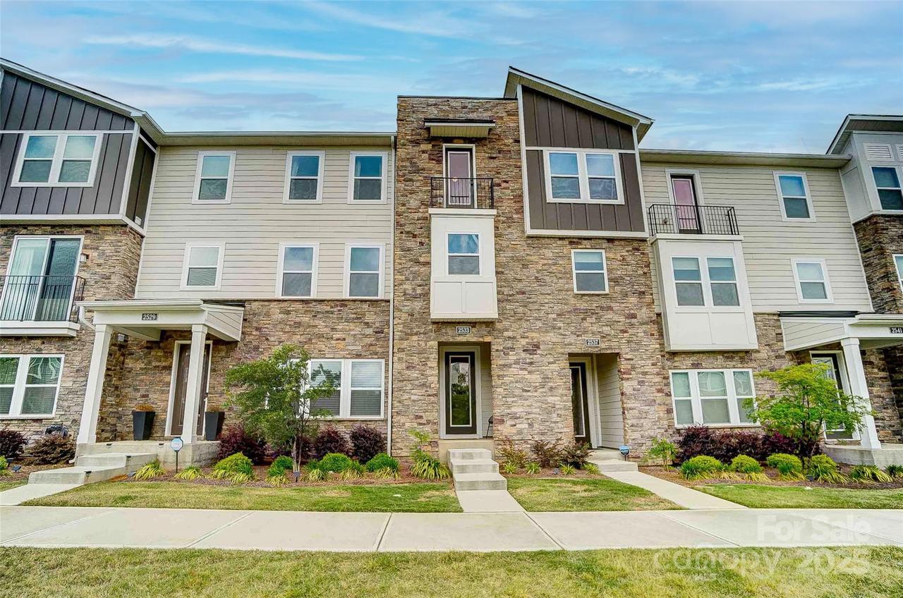2533 Ensemble Ct., Charlotte, NC 28262