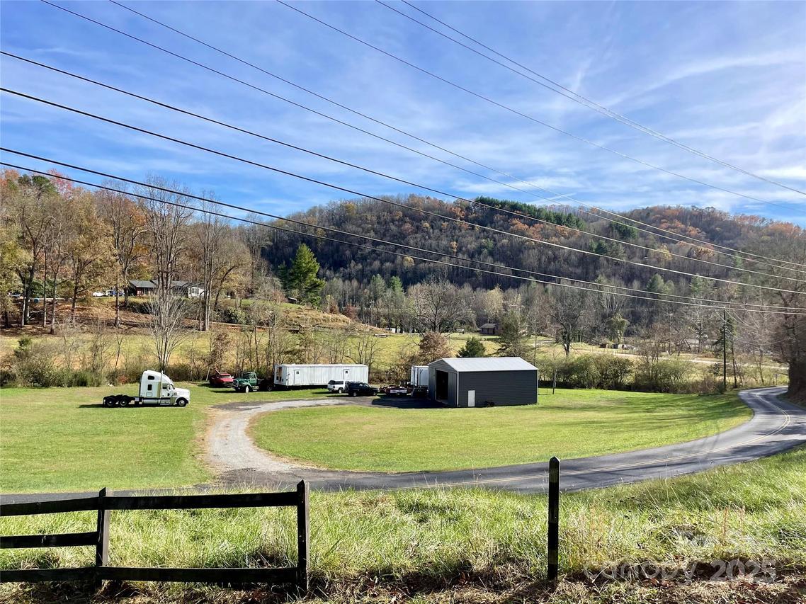 118 Fisher Creek Rd., Sylva, NC 28779