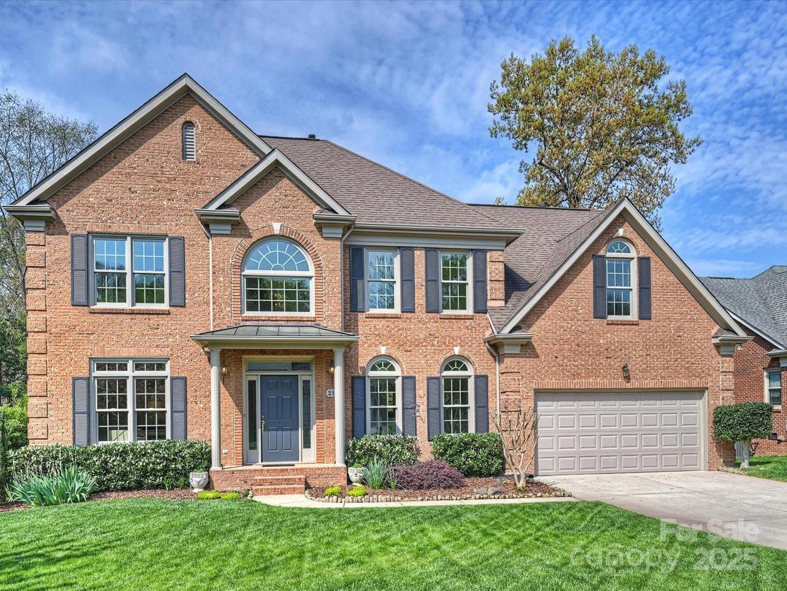 213 Walnut Point Dr., Matthews, NC 28105