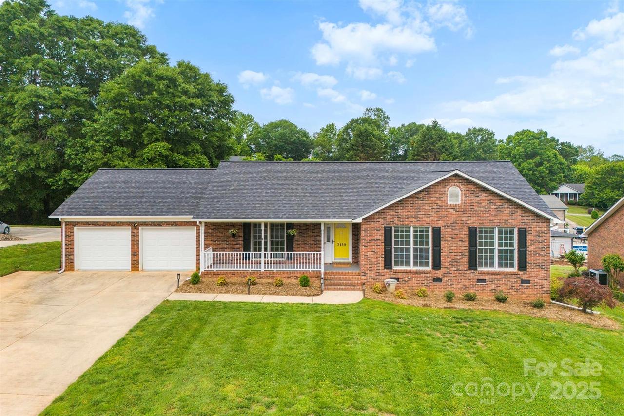 2459 Glenridge Dr., Gastonia, NC 28054