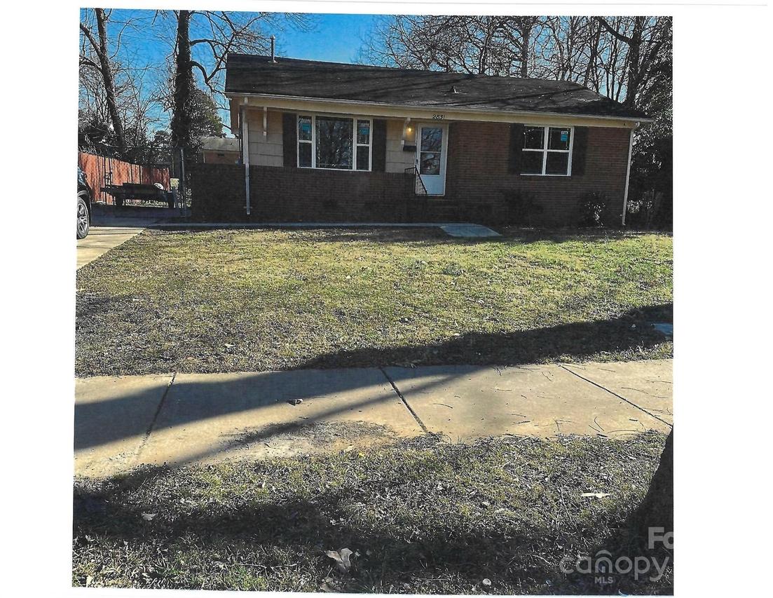 2831 Denview Ln., Charlotte, NC 28208